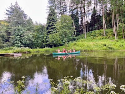 Vyletamezhnizda eskvalley